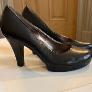 Sofft Women's Platform Black Heels